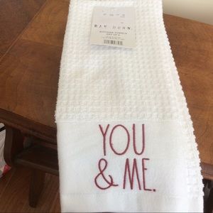 Rae Dunn Kitchen Towel Set